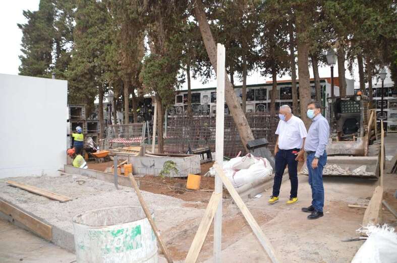 Obras en el cementerio municipal de Valsequillo (Foto TA)